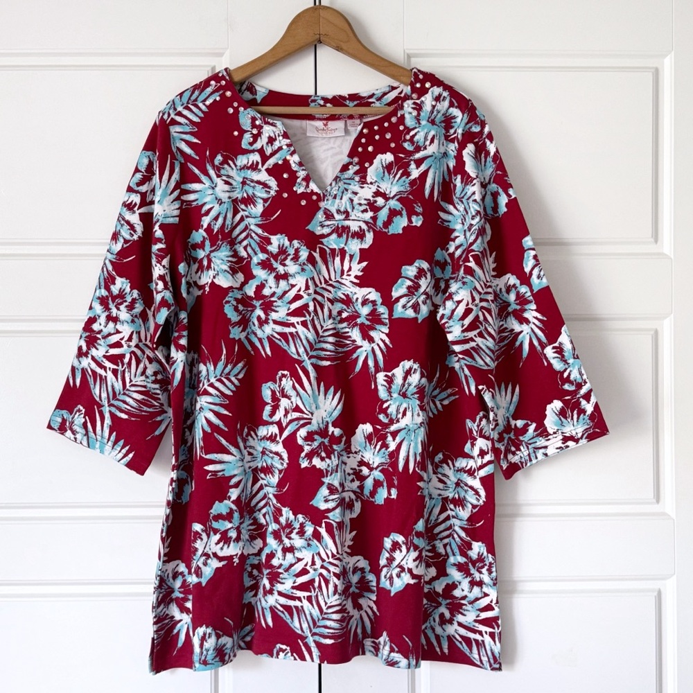 Quacker Factory Floral Tunic Top Womens 1X Red Tropical Resort Rhinestones Knit